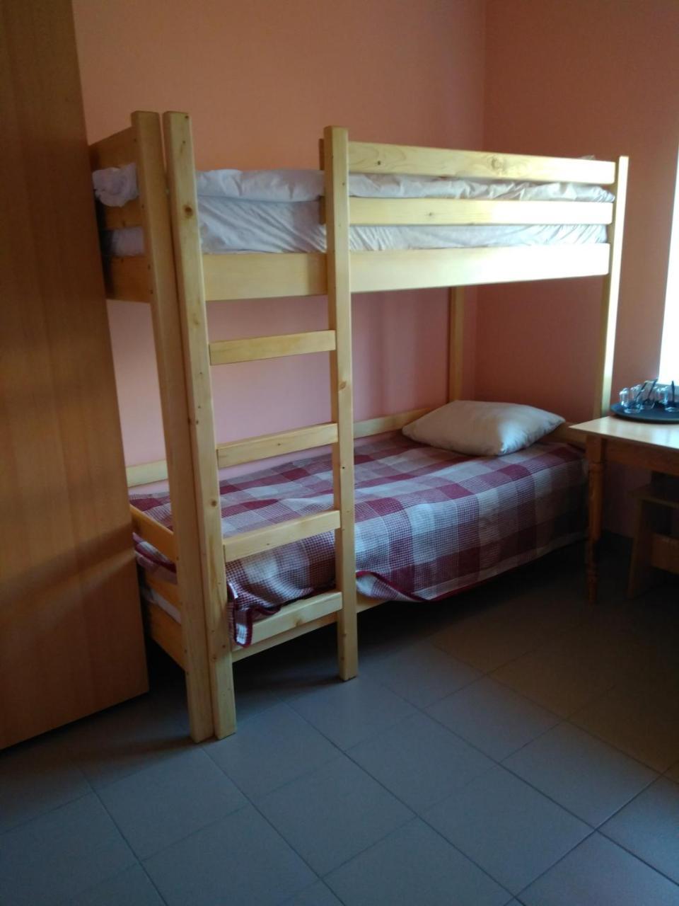 У Поттера Hostel Ternopil Exterior foto